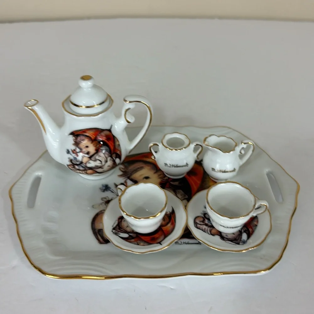 M J Hummel Umbrella Girl Mini Tea Set Reutter Porzellan Goebel Germany - Picture 2 of 12